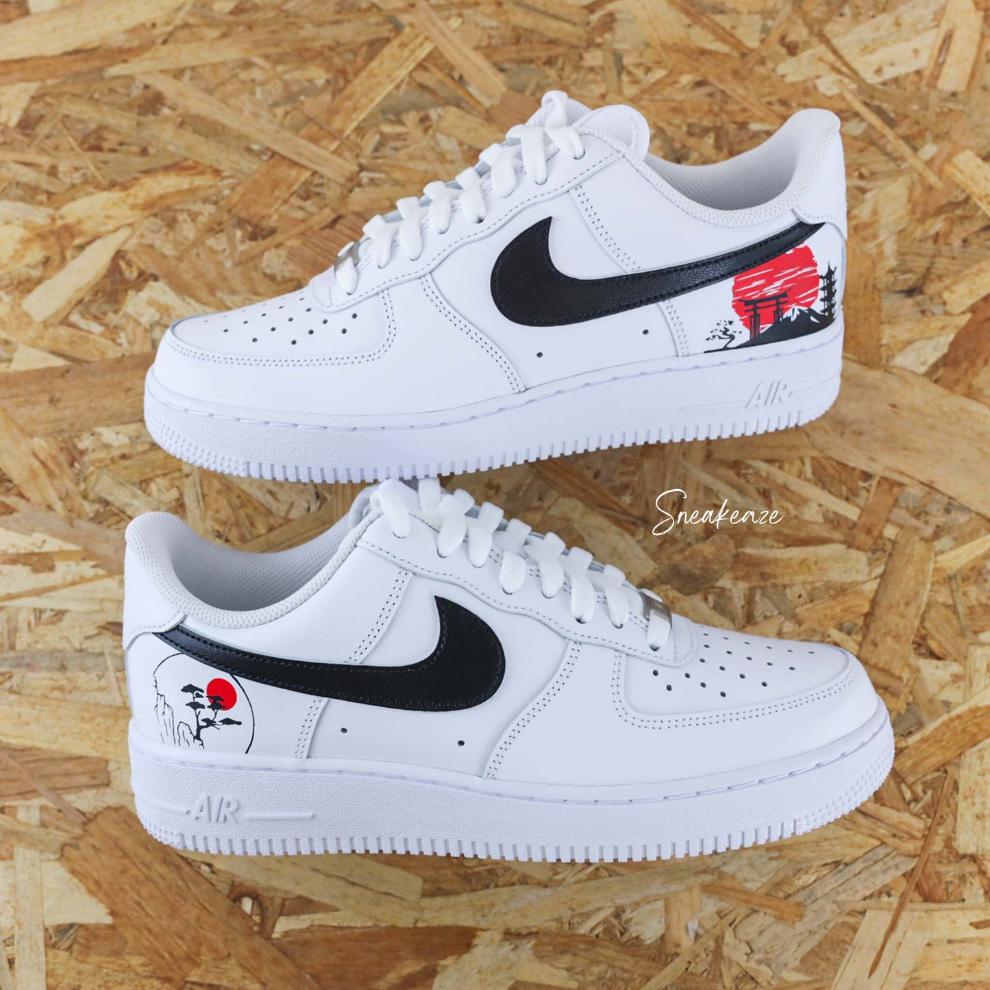 Baskets Nike air force 1 custom personnalisation sur-mesure - dessins traditionnels japonais peint à la main sneakeaze custom skz