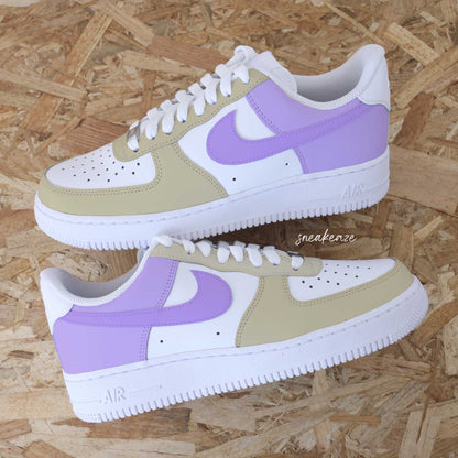 Baskets nike air force 1 custom color tones lila clair et beige pastel sneakeaze custom skz