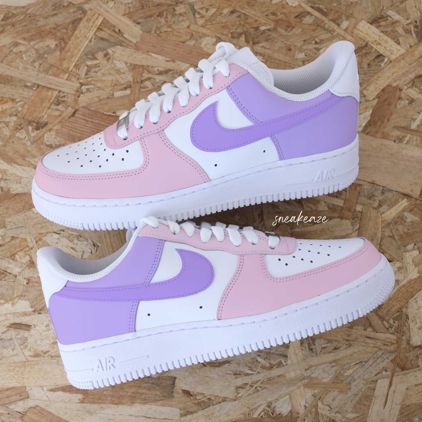 Baskets nike air force 1 custom color tones lila clair et baby pink sneakeaze custom skz