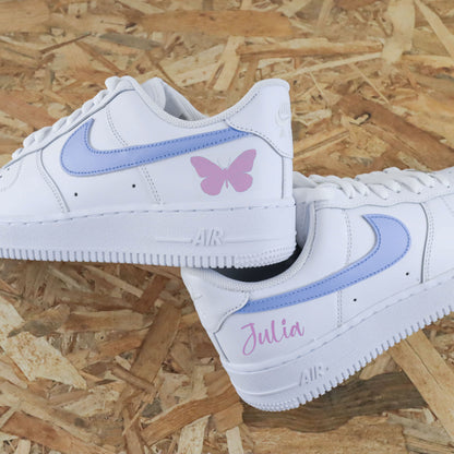 nike-air-force-1-personnalisee-papillon-rose-lilas