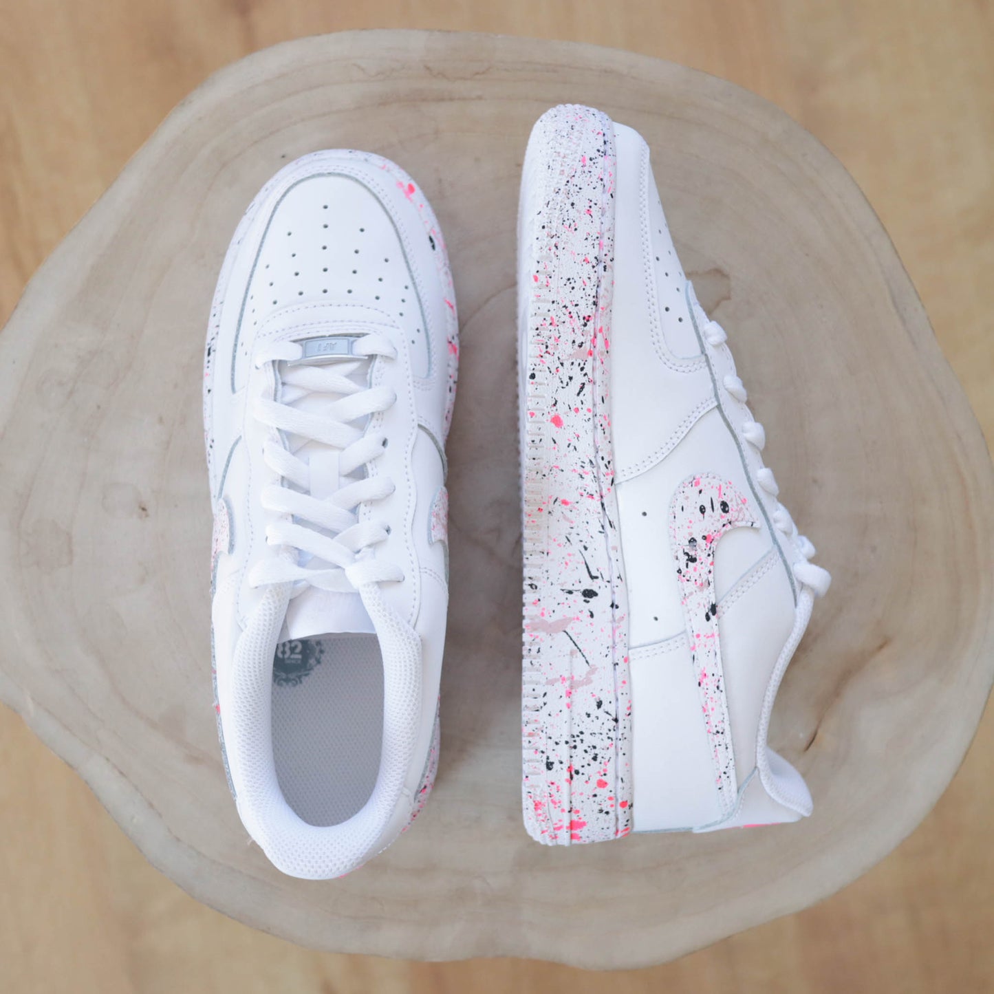 nike air force 1 custom rose et noir baskets custom pour femme sneakers personnalisable af1 custom pastel