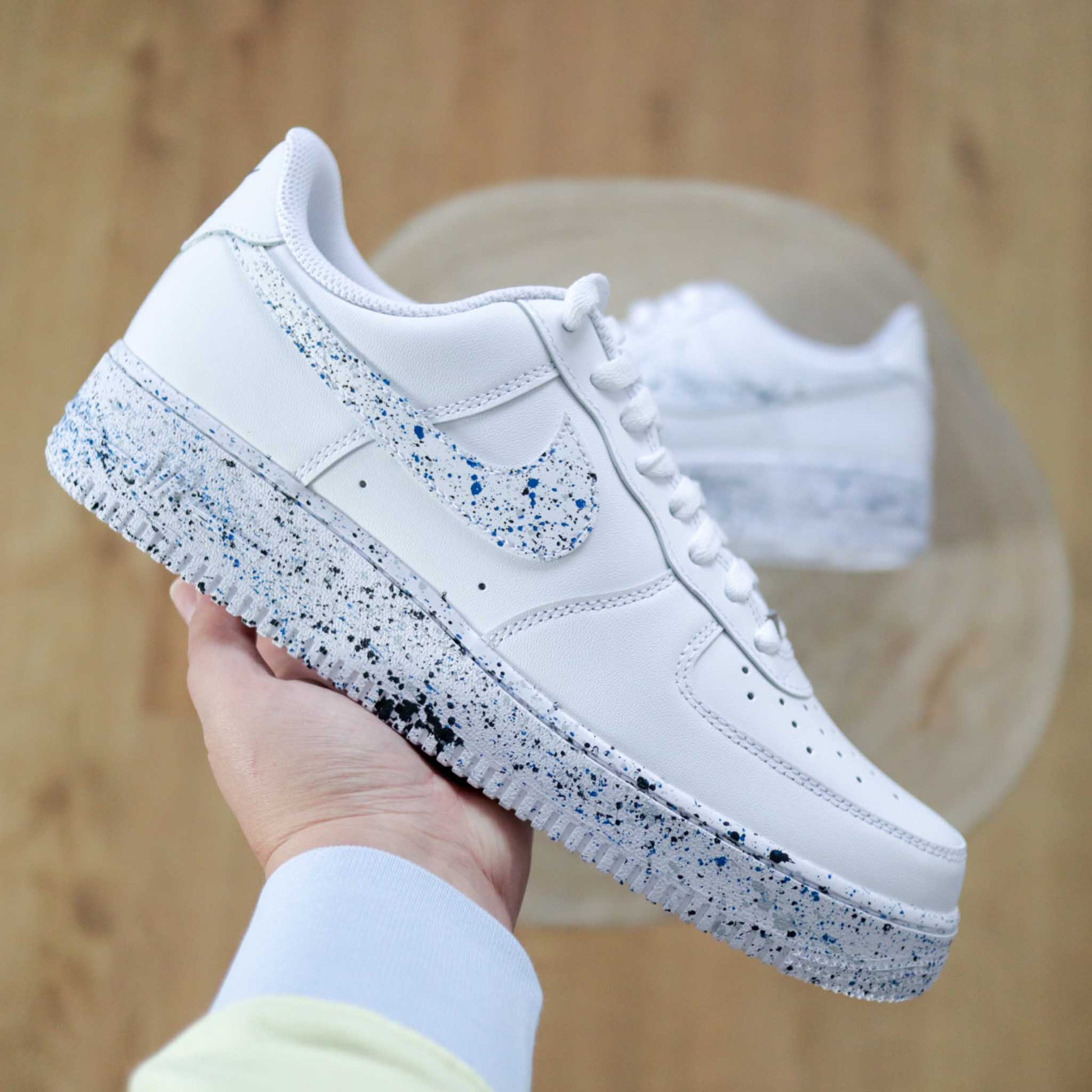 nike air force 1 custom splash baskets custom nike personnalisable af1 sur mesure taches de peinture bleu 