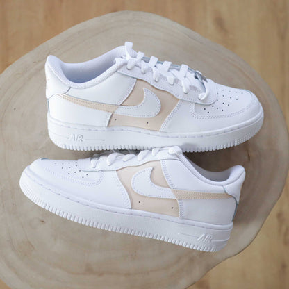 nike air force 1 custom beige baskets custom femme sneakers nike personnalisable af1 sand beige nike cappuccino 