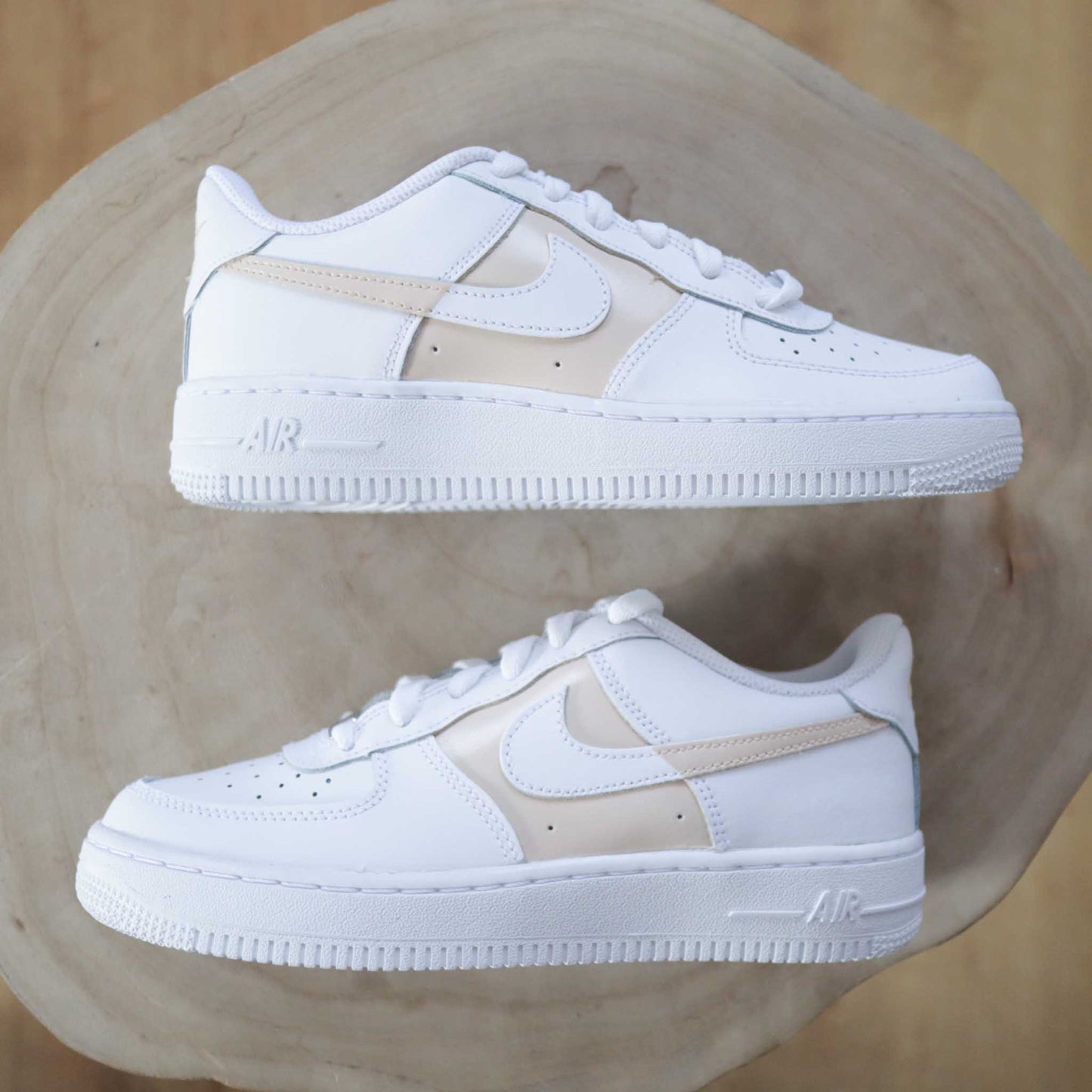 nike air force 1 custom beige baskets custom femme sneakers nike personnalisable af1 sand beige nike cappuccino 