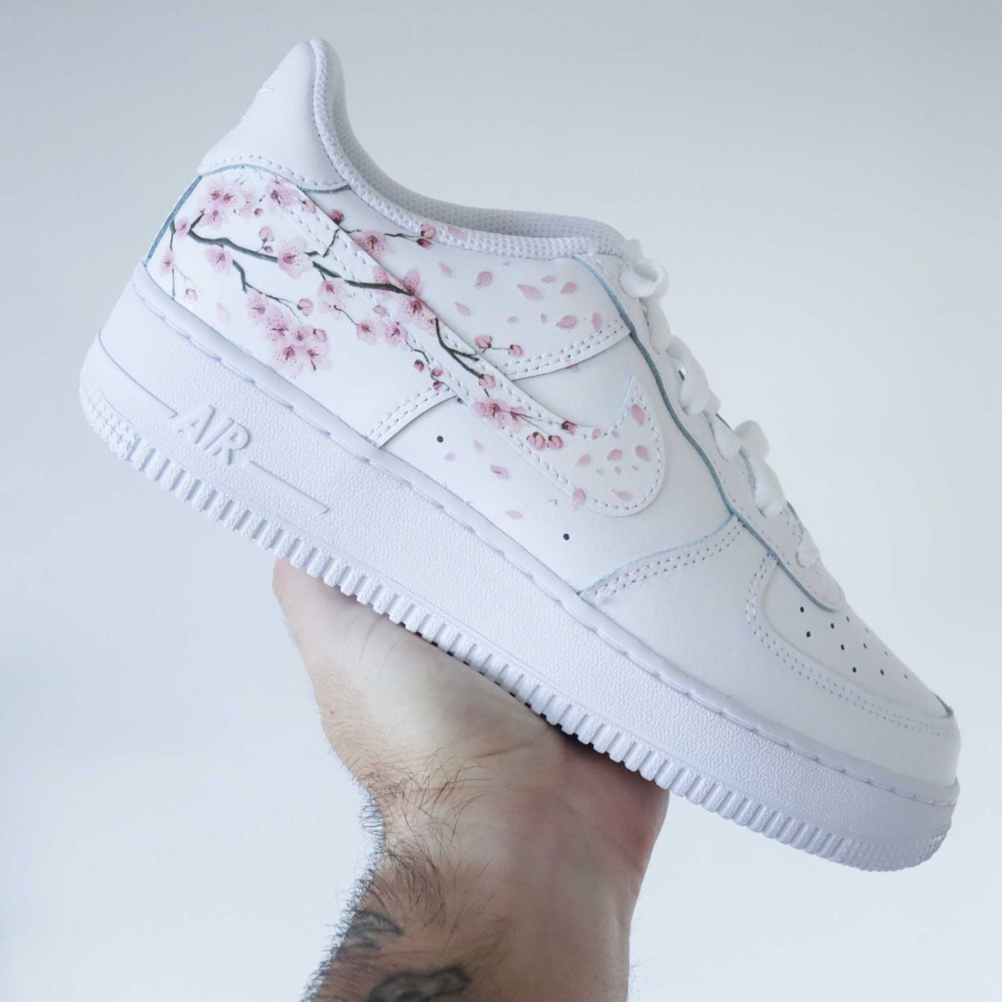 nike air force 1 custom cherry blossom baskets nike fleurs de cerisiers af1 rose custom japon fleurs baskets femme pastel air force sakura