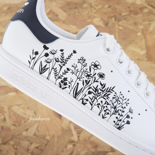 Baskets Stan smith adidas custom - dessins Fleur champêtre sneakeaze custom