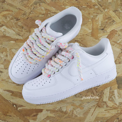 sneakers air force 1 custom rope laces chaussures à gros lacets corde couleurs neon fluos splash lacet sneakeaze