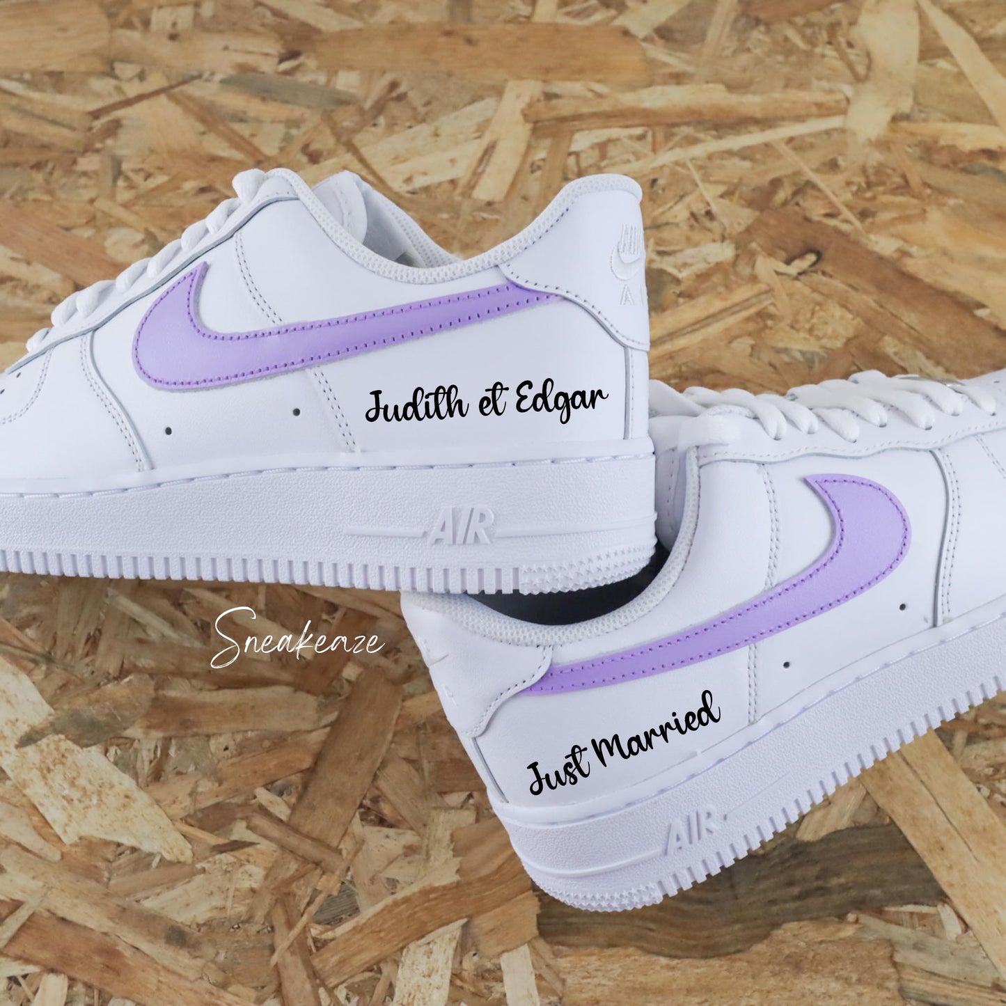 baskets Nike Air Force 1 custom mariage - inscription des prénoms des futurs mariés et "just married". chaussures de mariage personnalisées sneakeaze custom skz