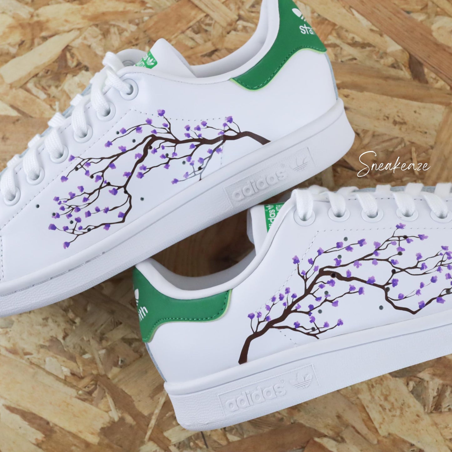 Cherry Blossom peint à la main (couleur au choix) - Stan Smith custom