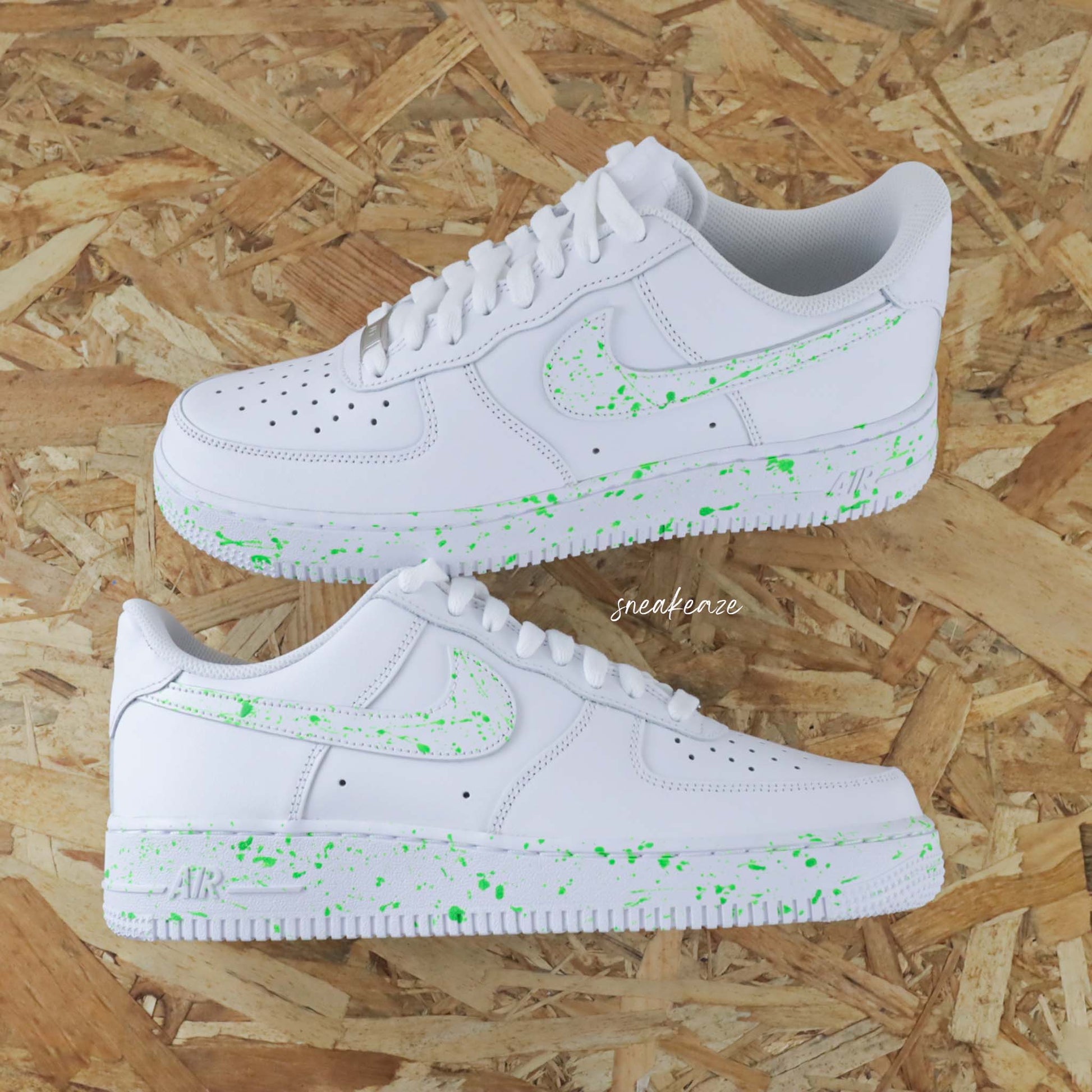 baskets Air Force 1 custom - Splash vert fluo AF1 - SNEAKEAZE CUSTOMS skz sneakers