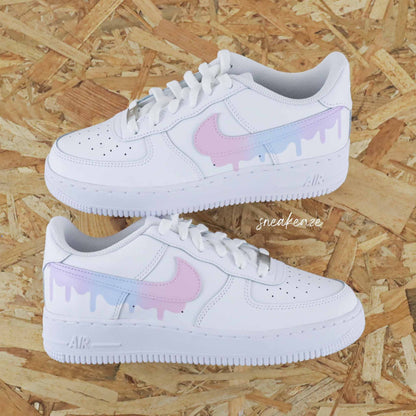 nike air force 1 custom swoosh drip dégradé pastel licorne sneakers rose et lila pour femme et enfant AF1 personnalisé basket peint à la main 