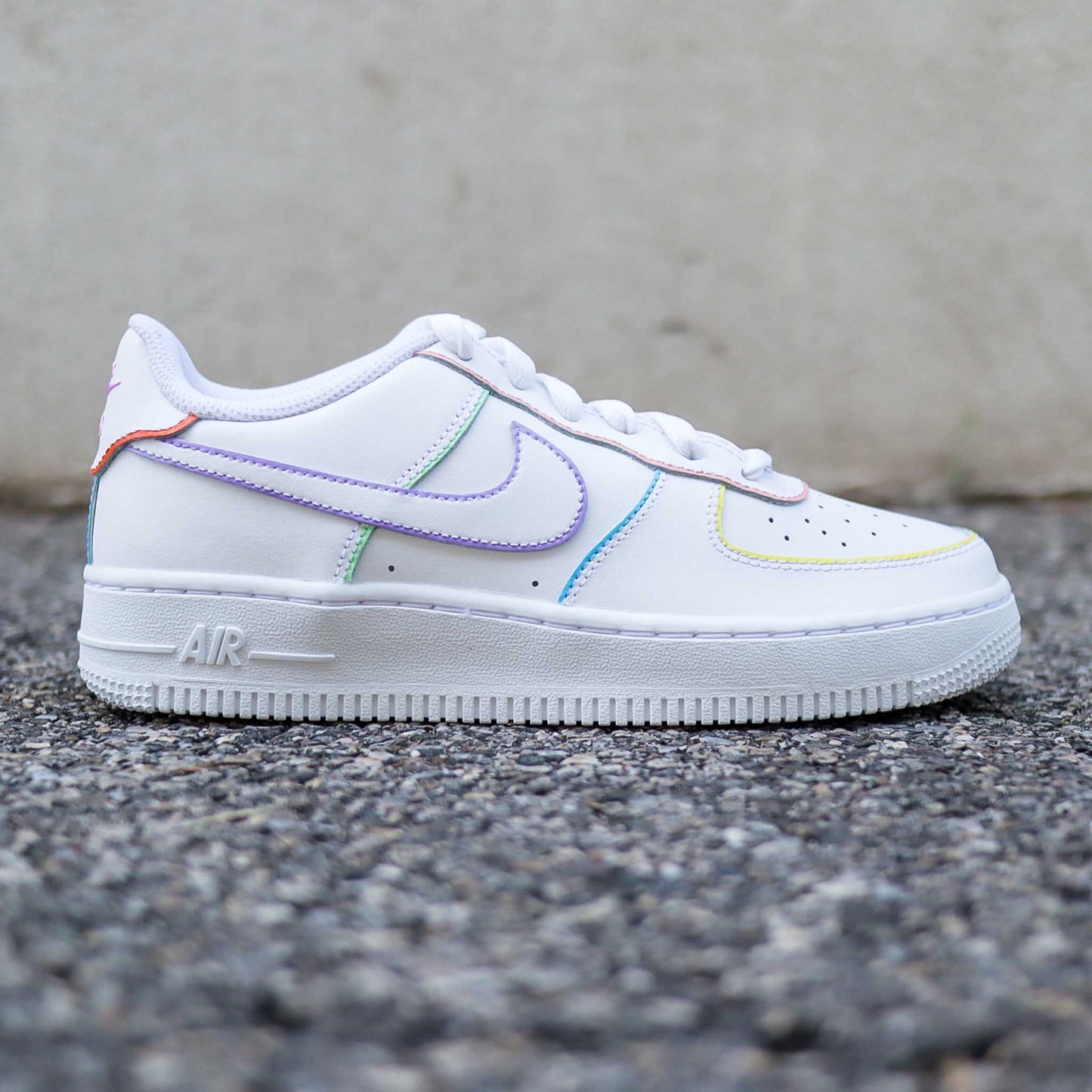 nike air force 1 custom outline baskets custom contours pastel sneakers femme nike personnalisables air force lila rose turquoise