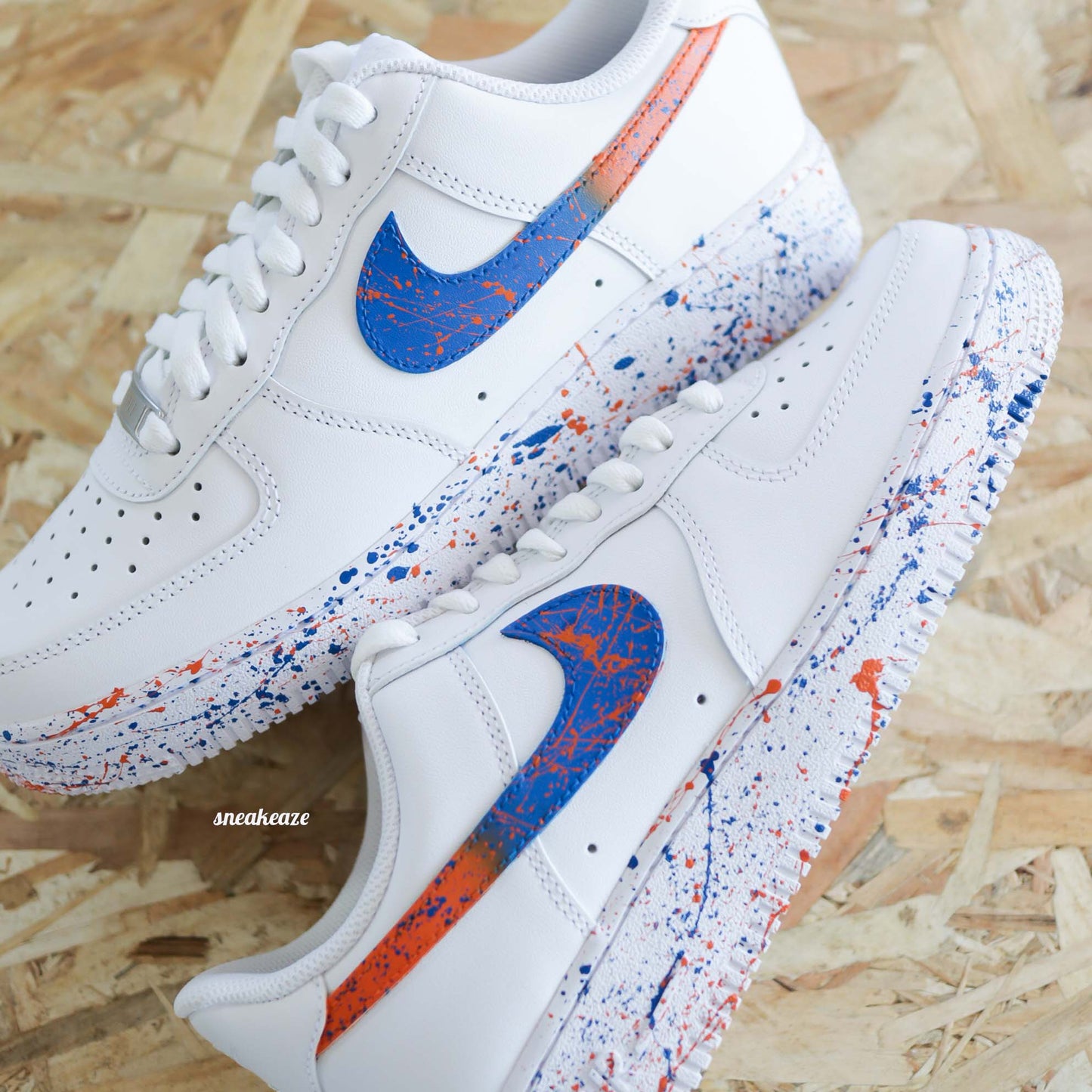 baskets air force 1 nike custom splash knicks orange et bleu sneakers sneakeaze customs skz