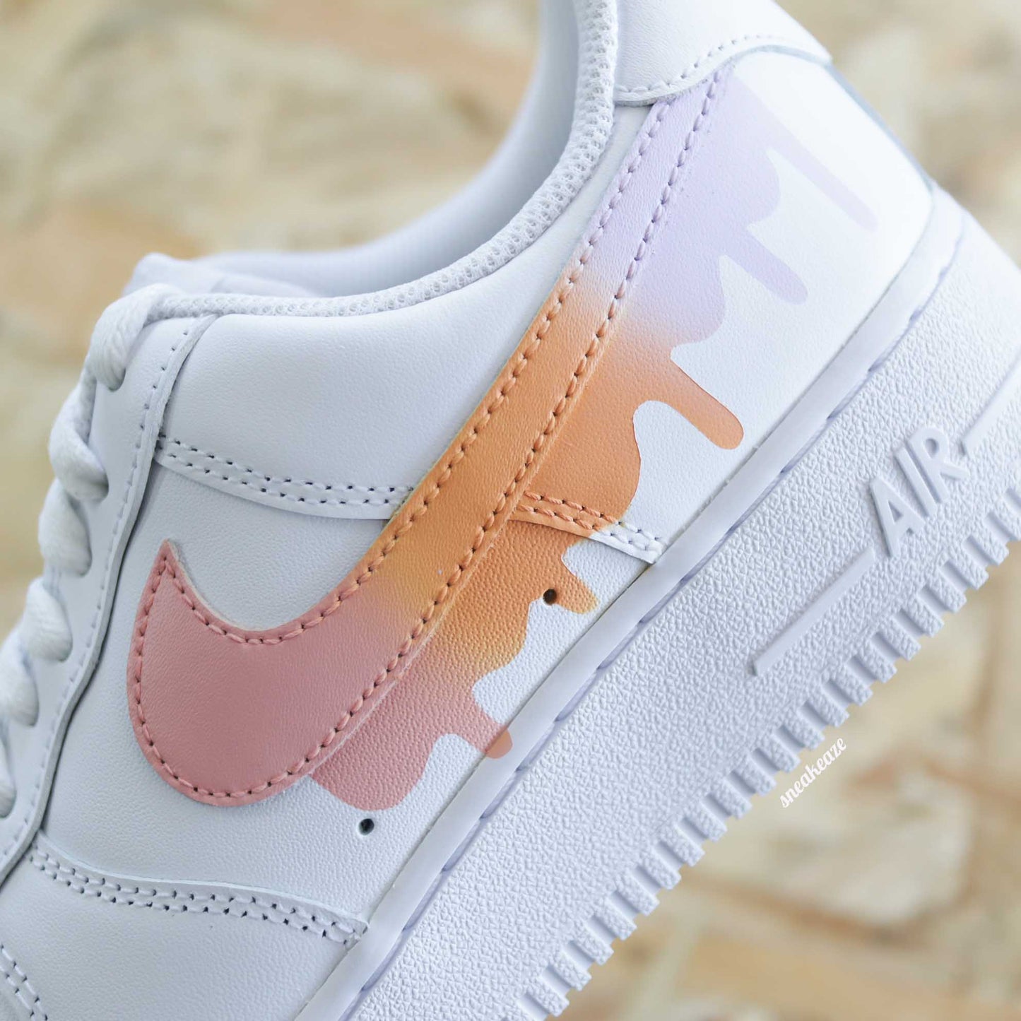 baskets nike air force 1 custom drip dégradé pastel effet coulant signe nike - sneakeaze customs skz