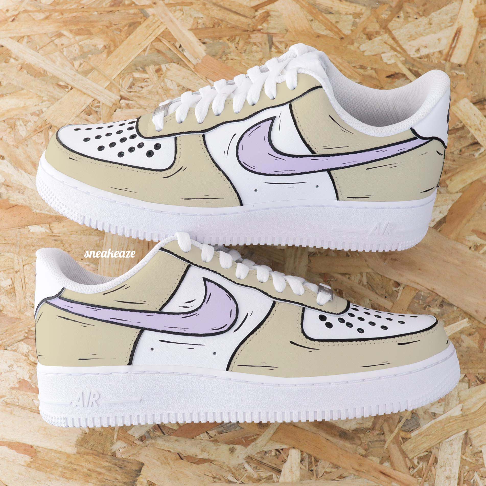 Nike air force 1 custom cartoon sketch - sneakers personnalisées à la main style bande dessinée BD couleur beige et violet pastel chaussures fille et garçon sneakeaze custom