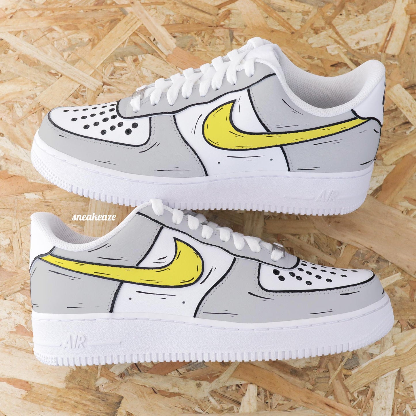 baskets-nike-air-force-1-customisees-cartoon-gris-swoosh-jaune