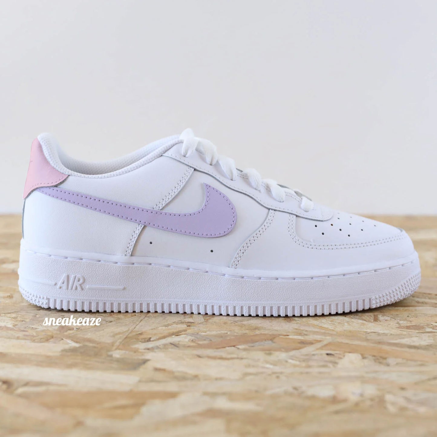 nike air force 1 custom pastel baskets personnalisées pour fille af1 personnalisable sneakers custom nike rose nike lavande air force violette