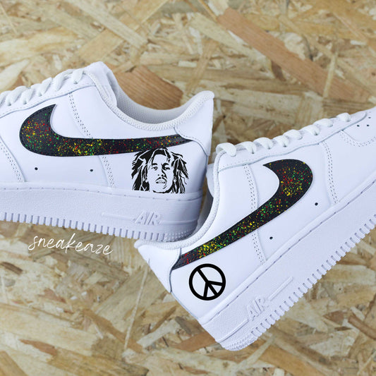 baskets nike air force 1 custom jamaica couleur jamaique bob marley raggae - sneakeaze custom skz