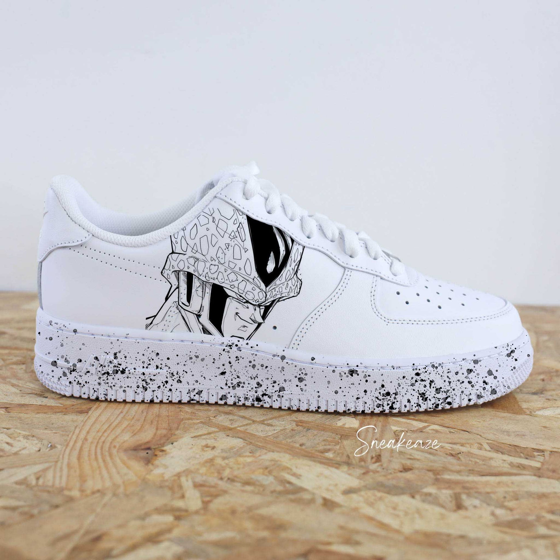 Baskets Nike Air force 1 custom dessin Dragon Ball Z cell manga animé japonais sneakeaze custom skz