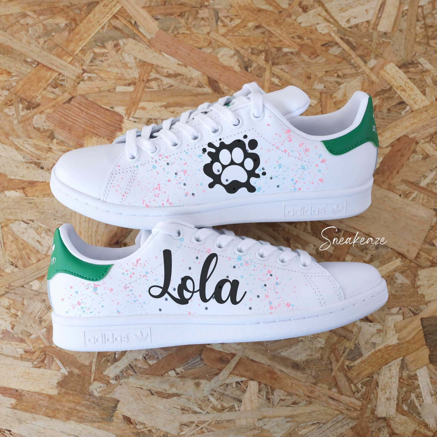 baskets personnalisées adidas stan smith custom pate de chien animal de compagnie splash pastel peint à la main - sneakeaze customs skz