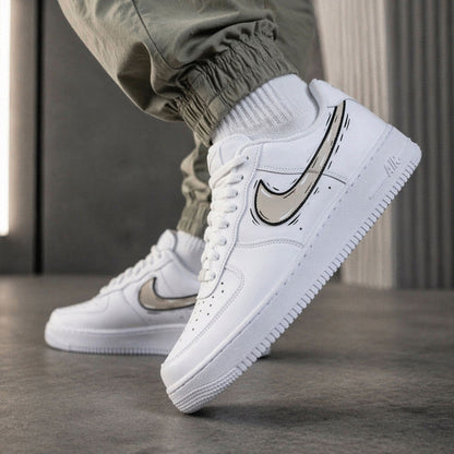 baskets nike air force 1 custom AF1 swoosh cartoon sketch beige clair sneakers personnalisé baskets custom