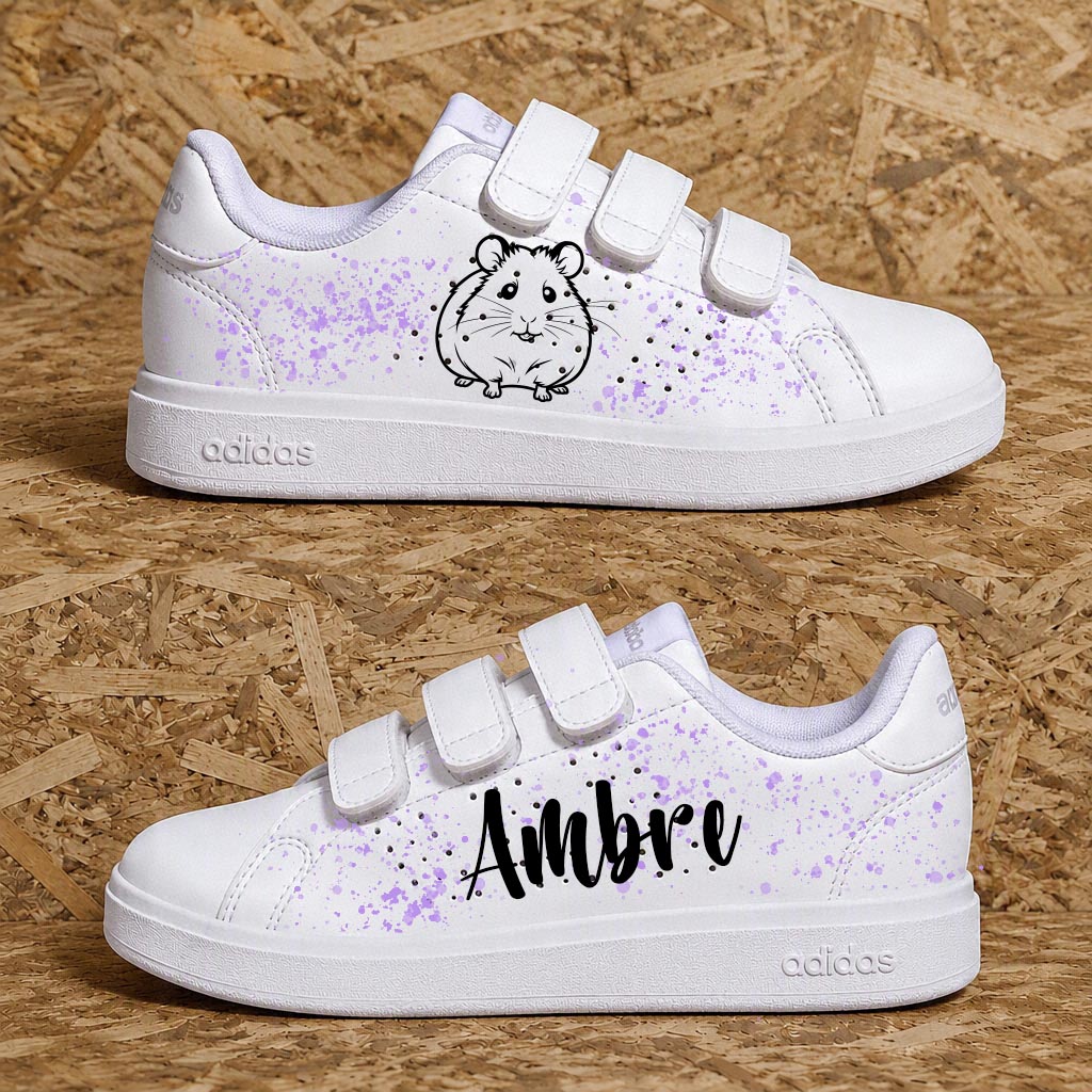 Paire de baskets pour fille personnalisées avec motif de hamster mignon et fabrication artisanale violet pastel et blanc