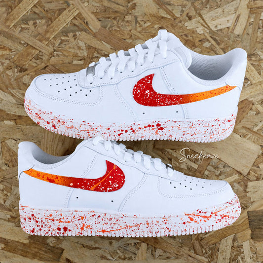 Nike Air Force 1 customisée avec Swoosh dégradé flamboyant et éclaboussures rouge et orange - Sneakeaze