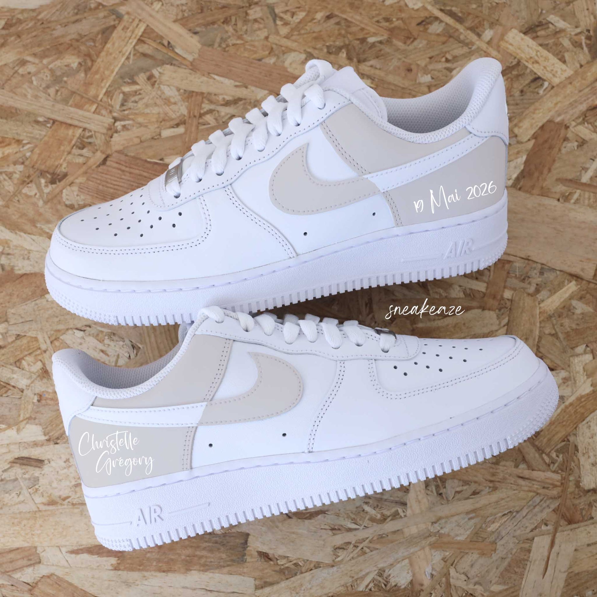 Reverse mariage beige - Air Force 1 custom - SNEAKEAZE CUSTOMS