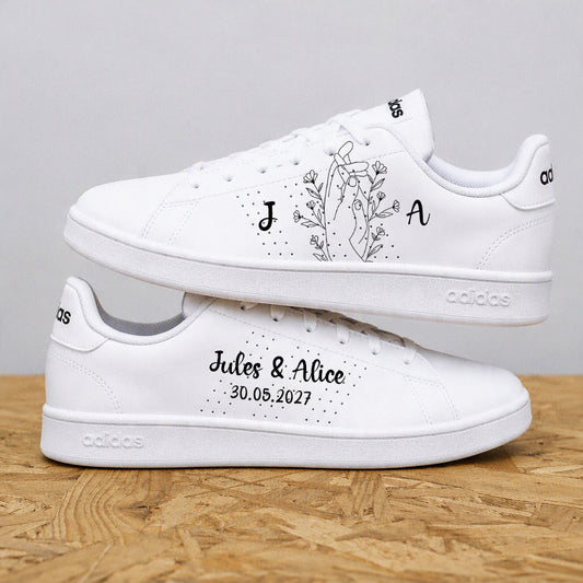 Paire d'Adidas Advantage et Stan Smith mariage Promesse Florale personnalisées avec prénoms