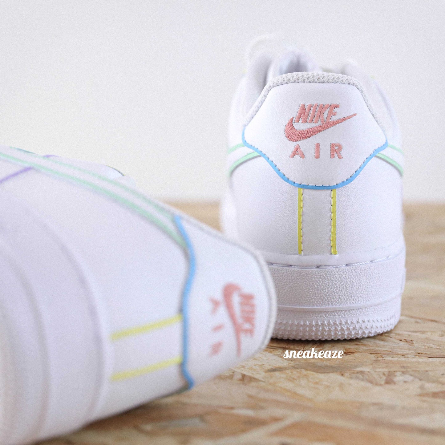 Nike Air Force 1 Custom - Outline pastel - SNEAKEAZE CUSTOMS skz