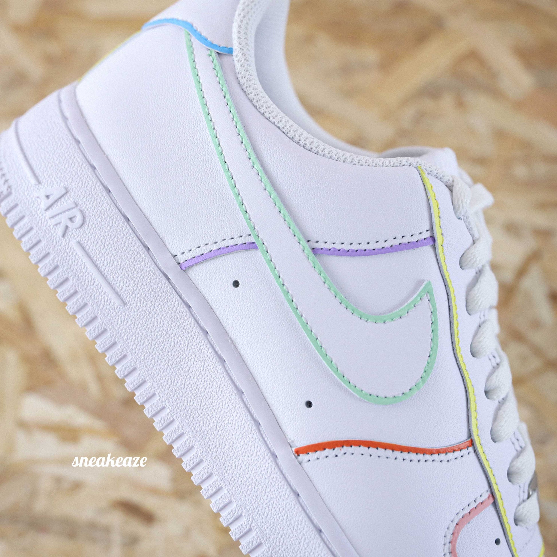 Nike Air Force 1 Custom - Outline pastel - SNEAKEAZE CUSTOMS skz