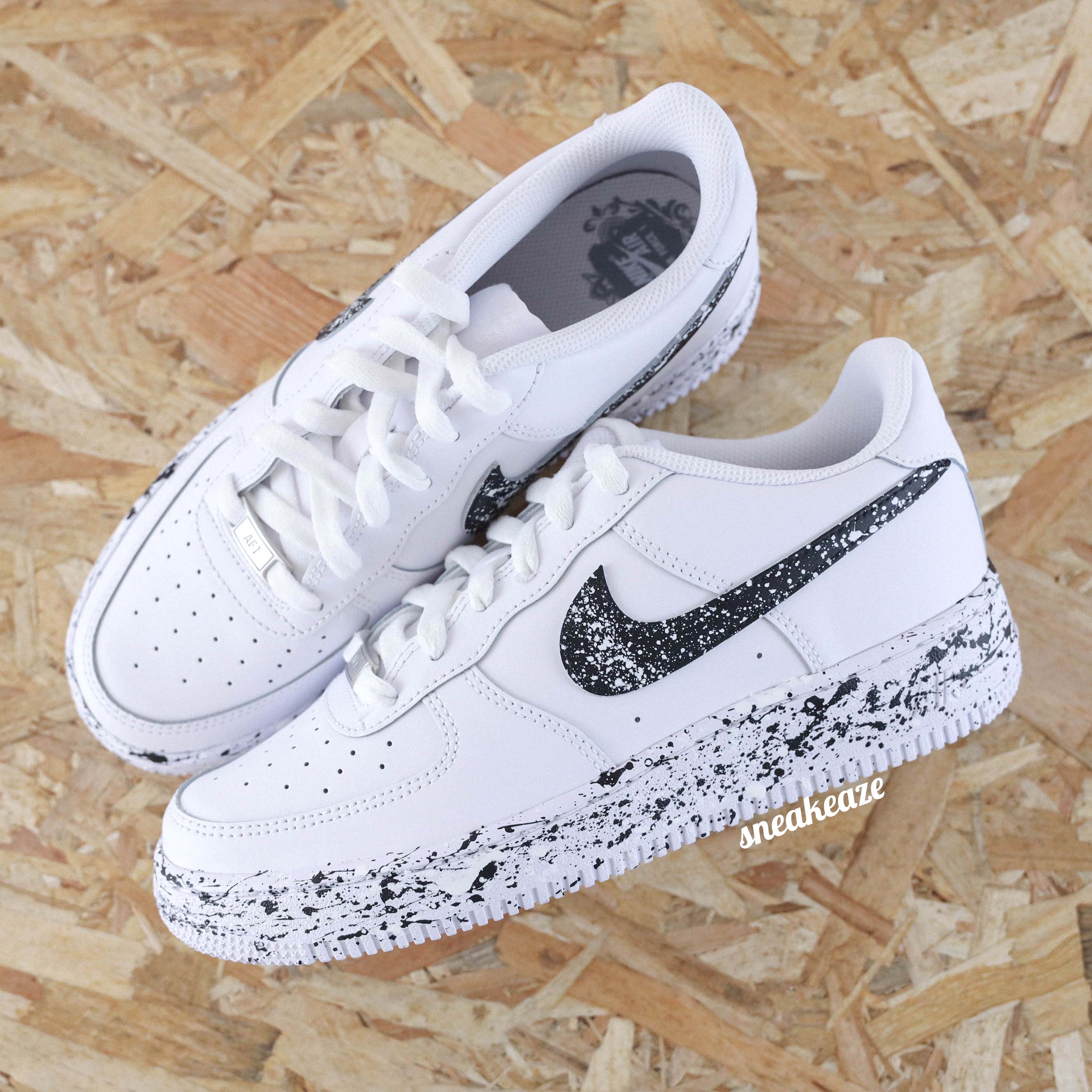 Nike Air Force 1 custom Splash noir et blanc SNEAKEAZE CUSTOMS