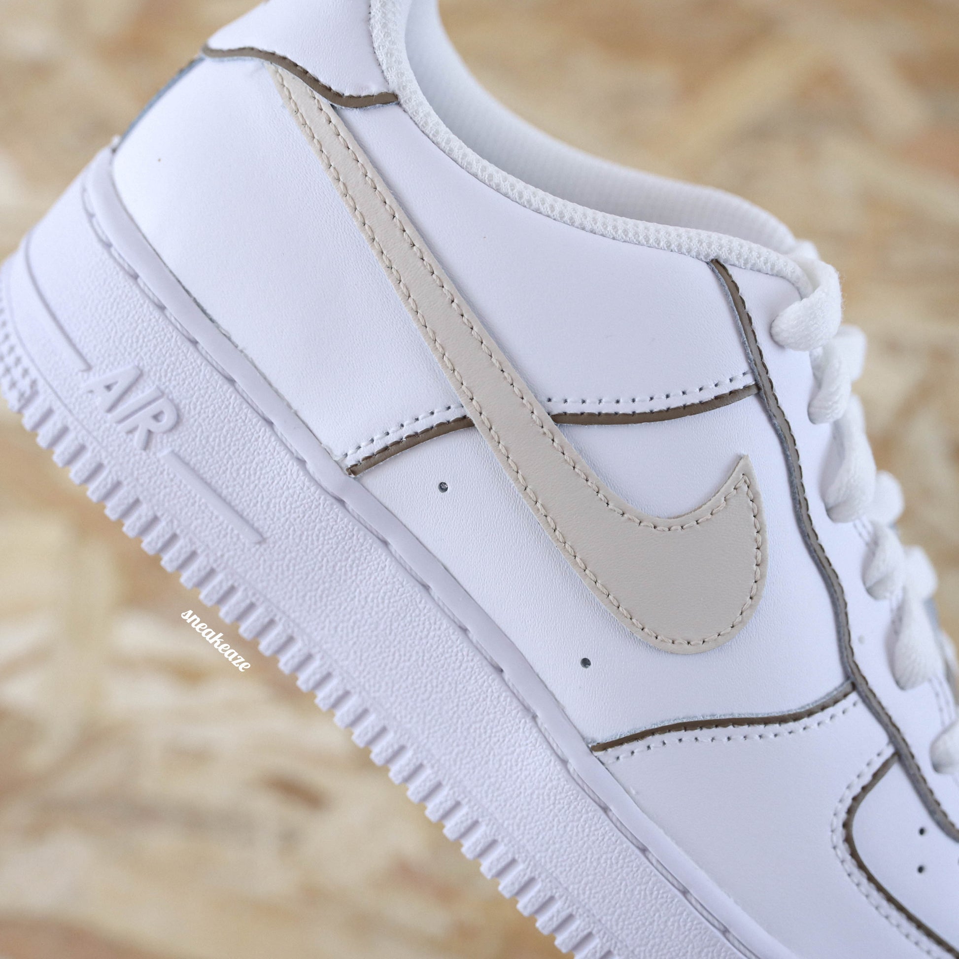 baskets air force 1 custom AF1 outline beige pastel sneakeaze customs skz