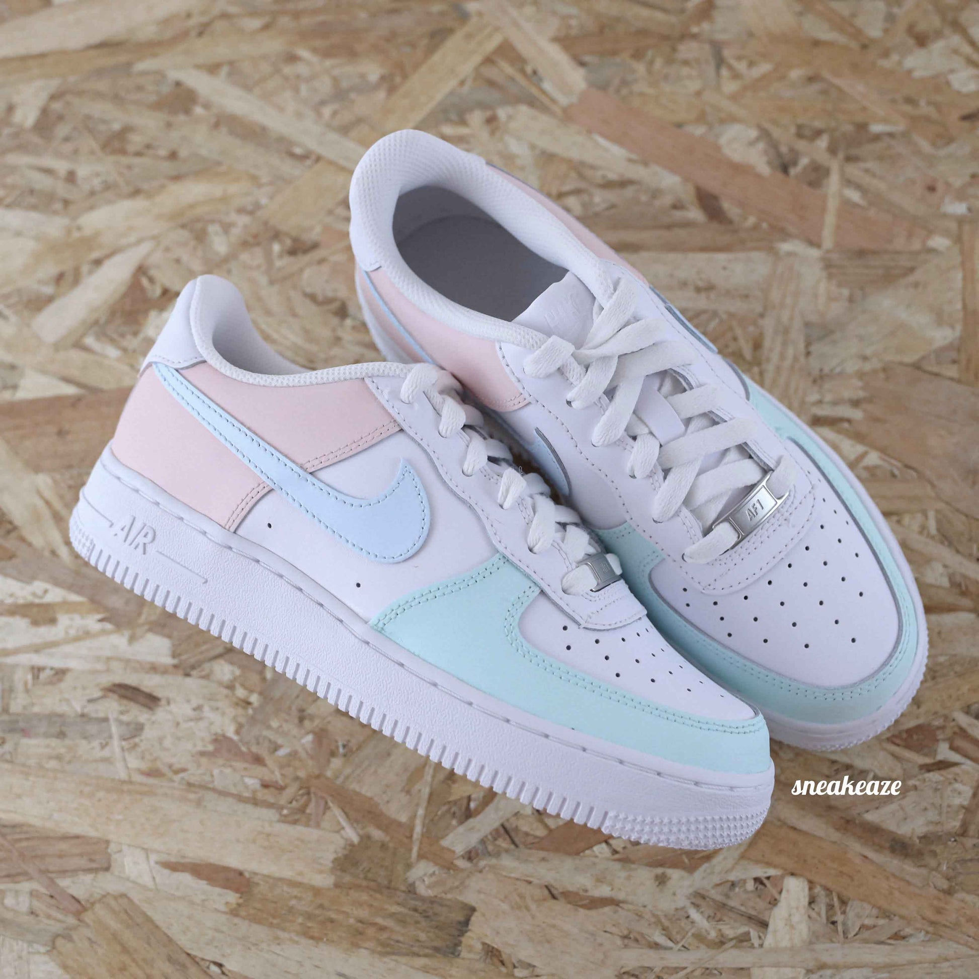 Nike Air Force 1 custom Pastel Vibes - Sneakeaze Customs SKZ