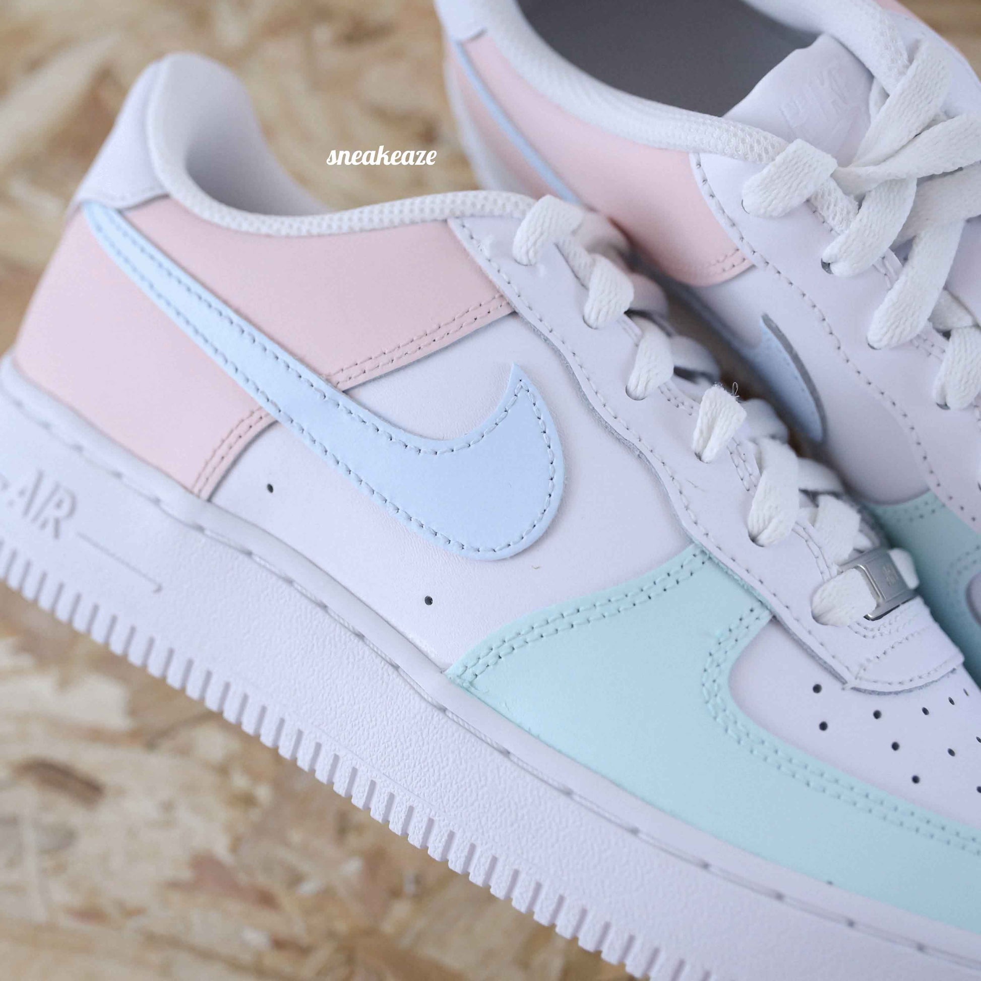 Nike Air Force 1 custom Pastel Vibes - Sneakeaze Customs SKZ