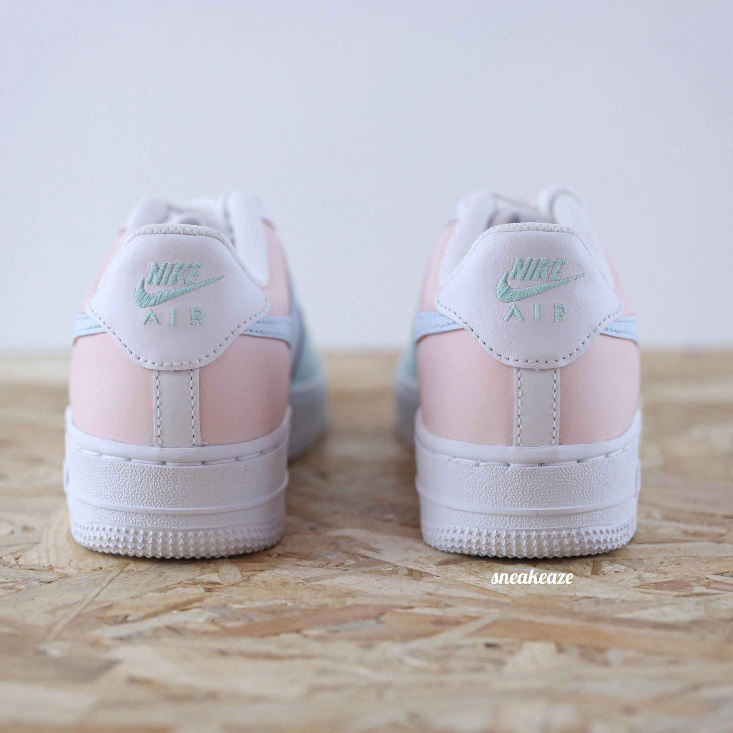 Nike Air Force 1 custom Pastel Vibes - Sneakeaze Customs SKZ