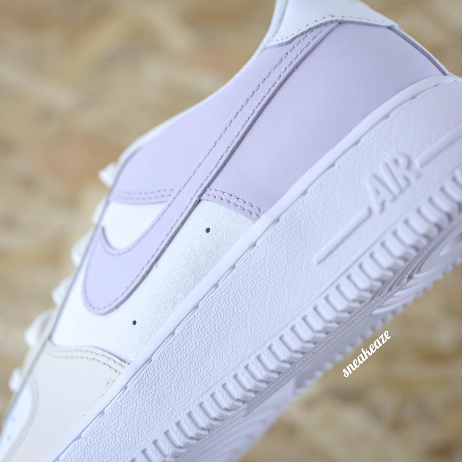 nike air force 1 custom sneakers couleur pastel cream et lila lavande af1 sneakeaze luxury