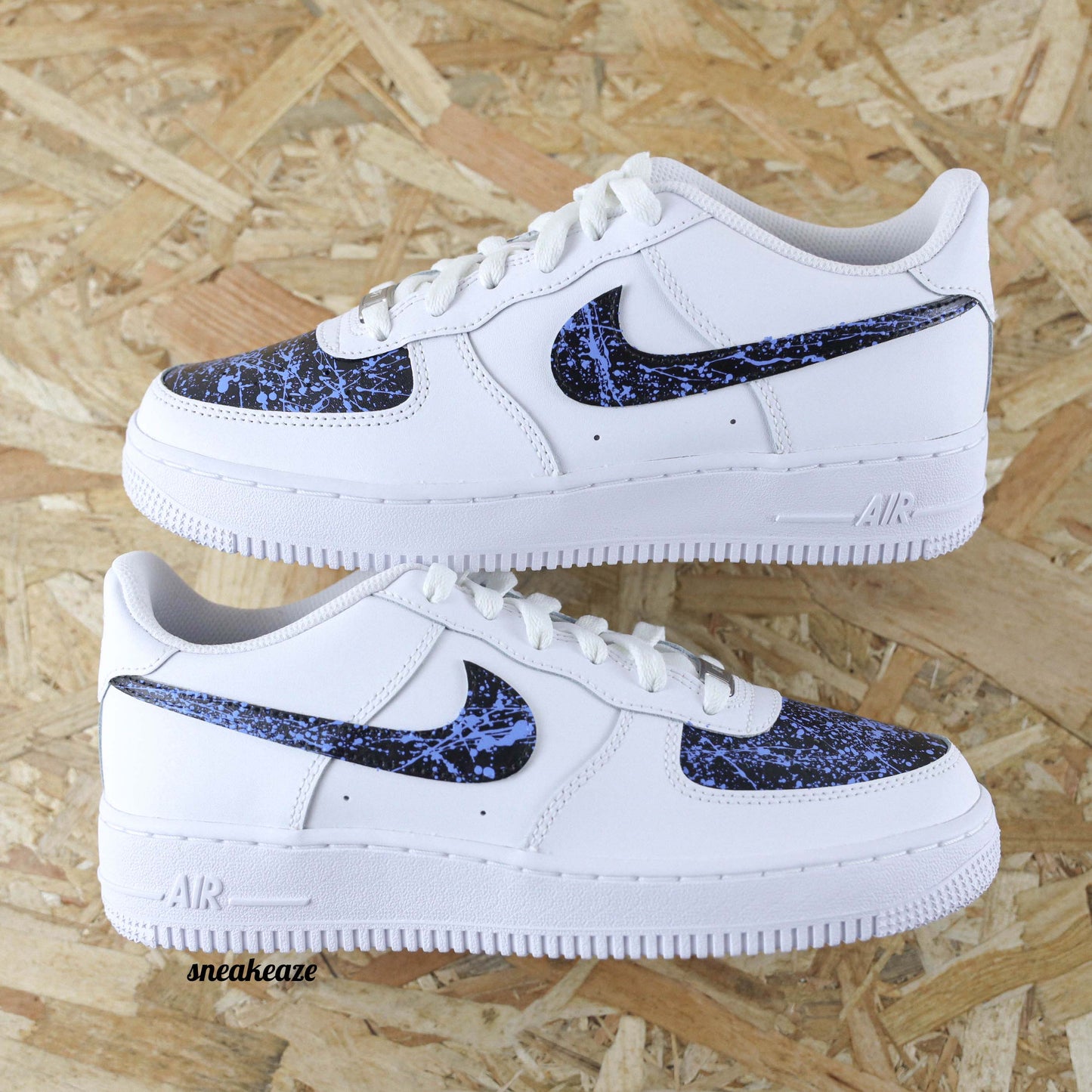 Baskets nike air force 1 custom splash AF1 couleur noir et bleu unisexe - sneakeaze custom skz