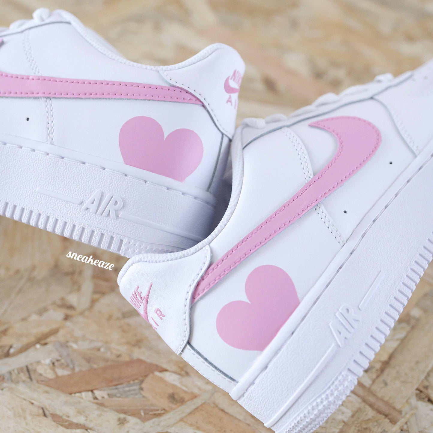 nike air force 1 custom rose pastel baskets custom coeur pour femme sneakers af1 personnalisé