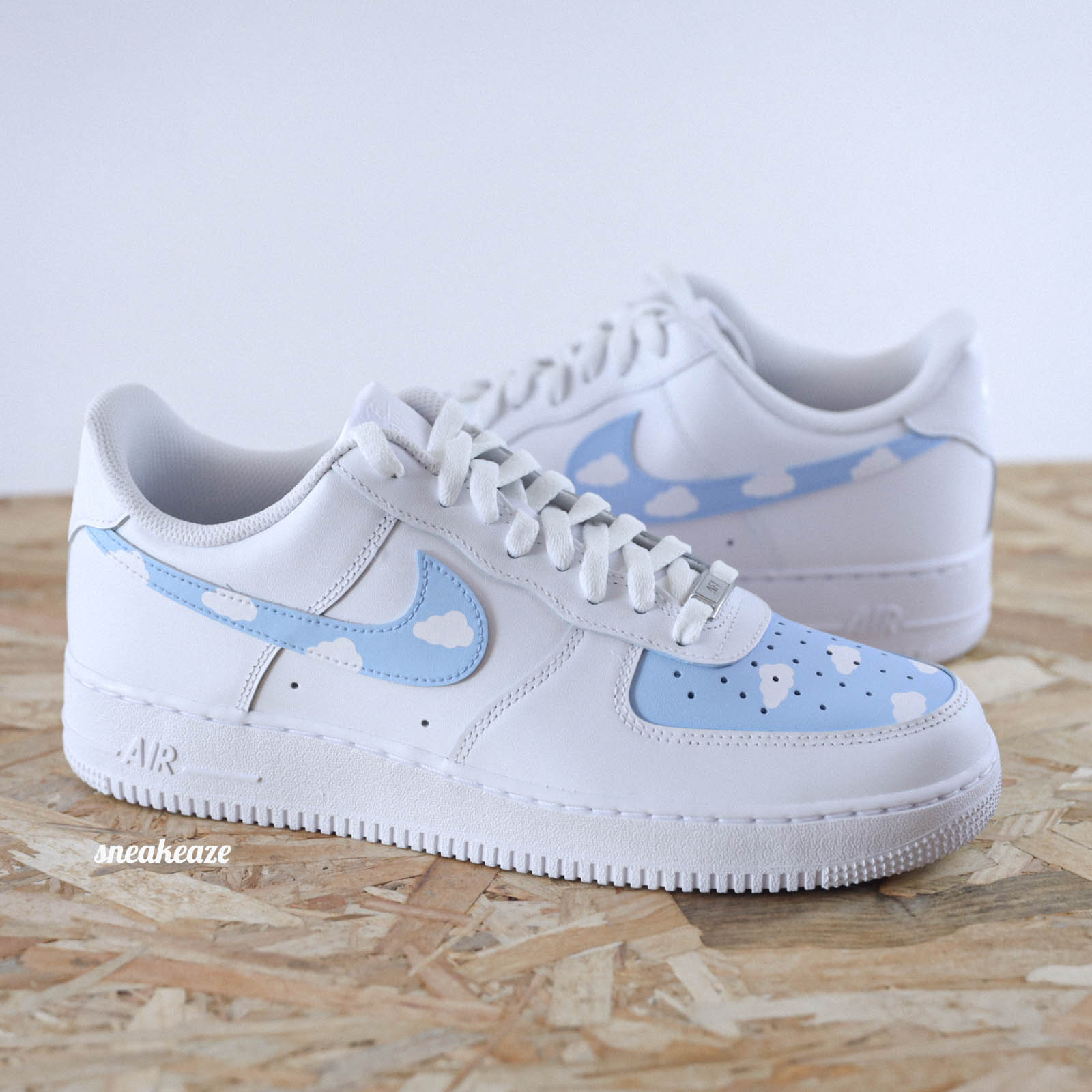 Nuages - Air Force 1 custom - SNEAKEAZE CUSTOMS