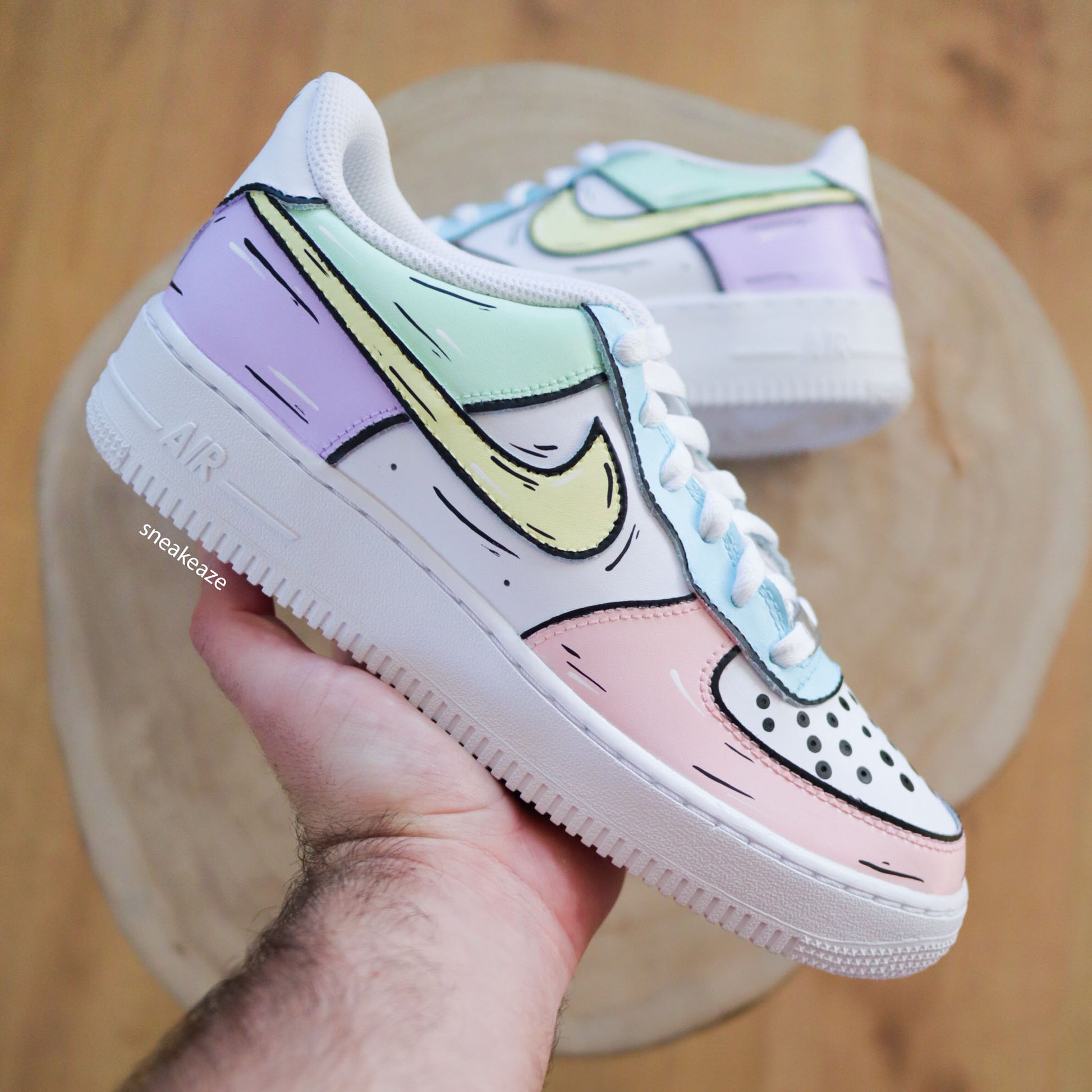 baskets nike AF1 custom air force cartoon sketch pastel sneakeaze custom skz pastel