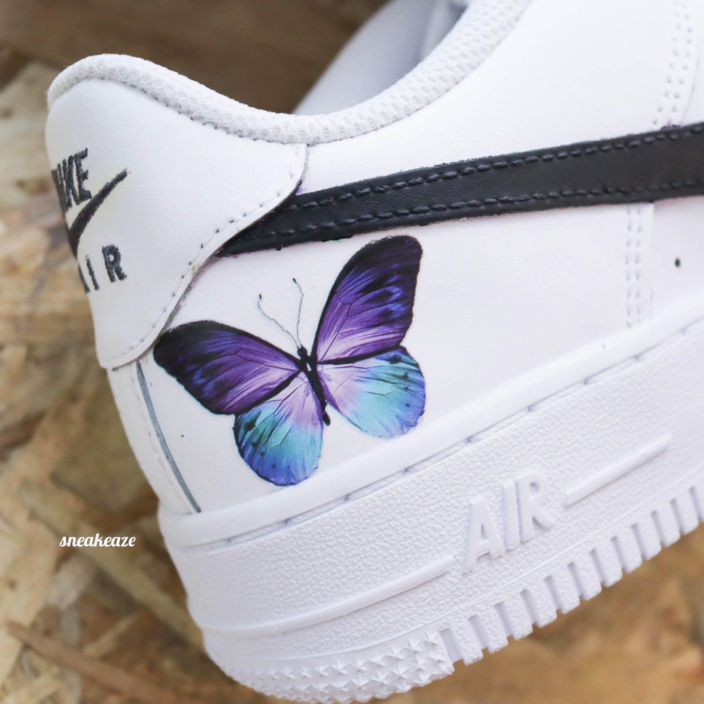 Nike Air Force 1 Custom - Butterfly papillon - SNEAKEAZE CUSTOMS skz