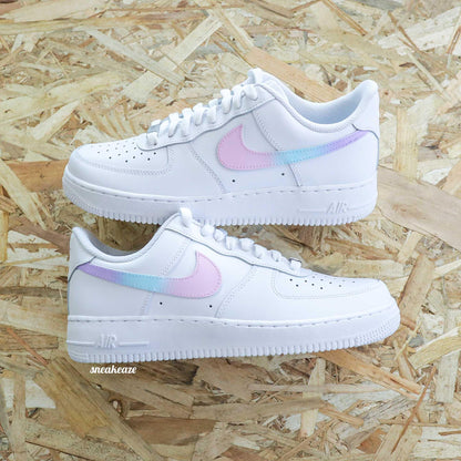 Baskets Nike custom Air Force 1 - pastel Swoosh dégradé licorne - SNEAKEAZE CUSTOMS