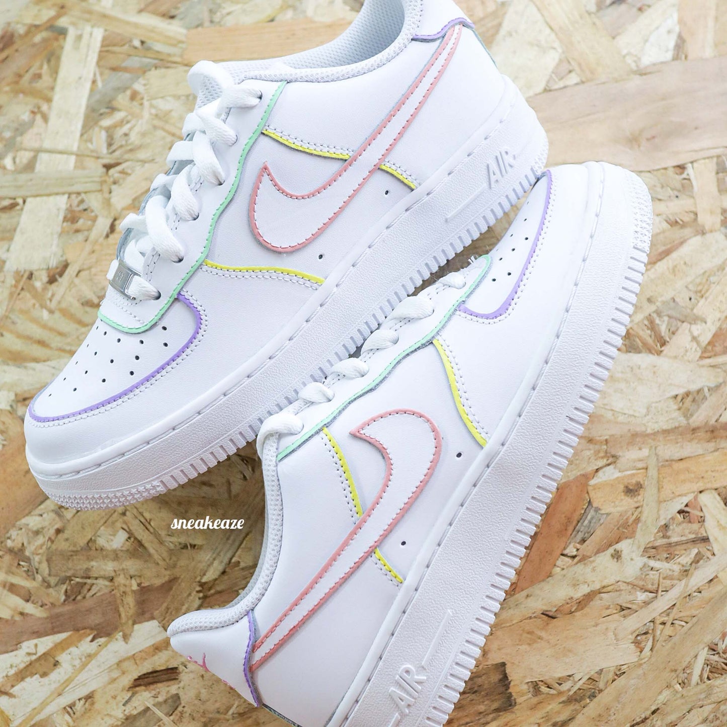 Outline - Air Force 1 custom - SNEAKEAZE CUSTOMS