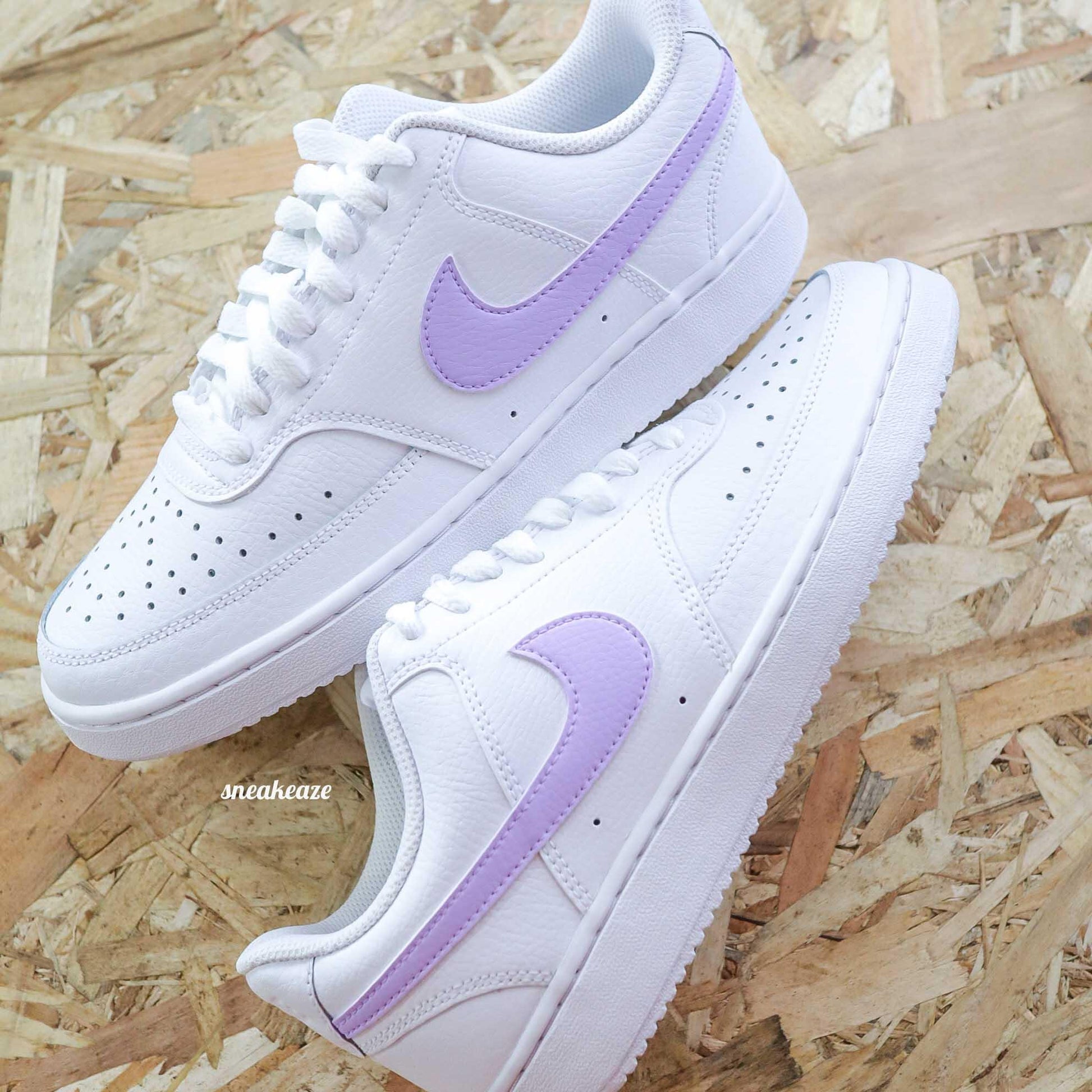 Baskets NIke court vision custom color swoosh lila pastel sneakeaze customs skz