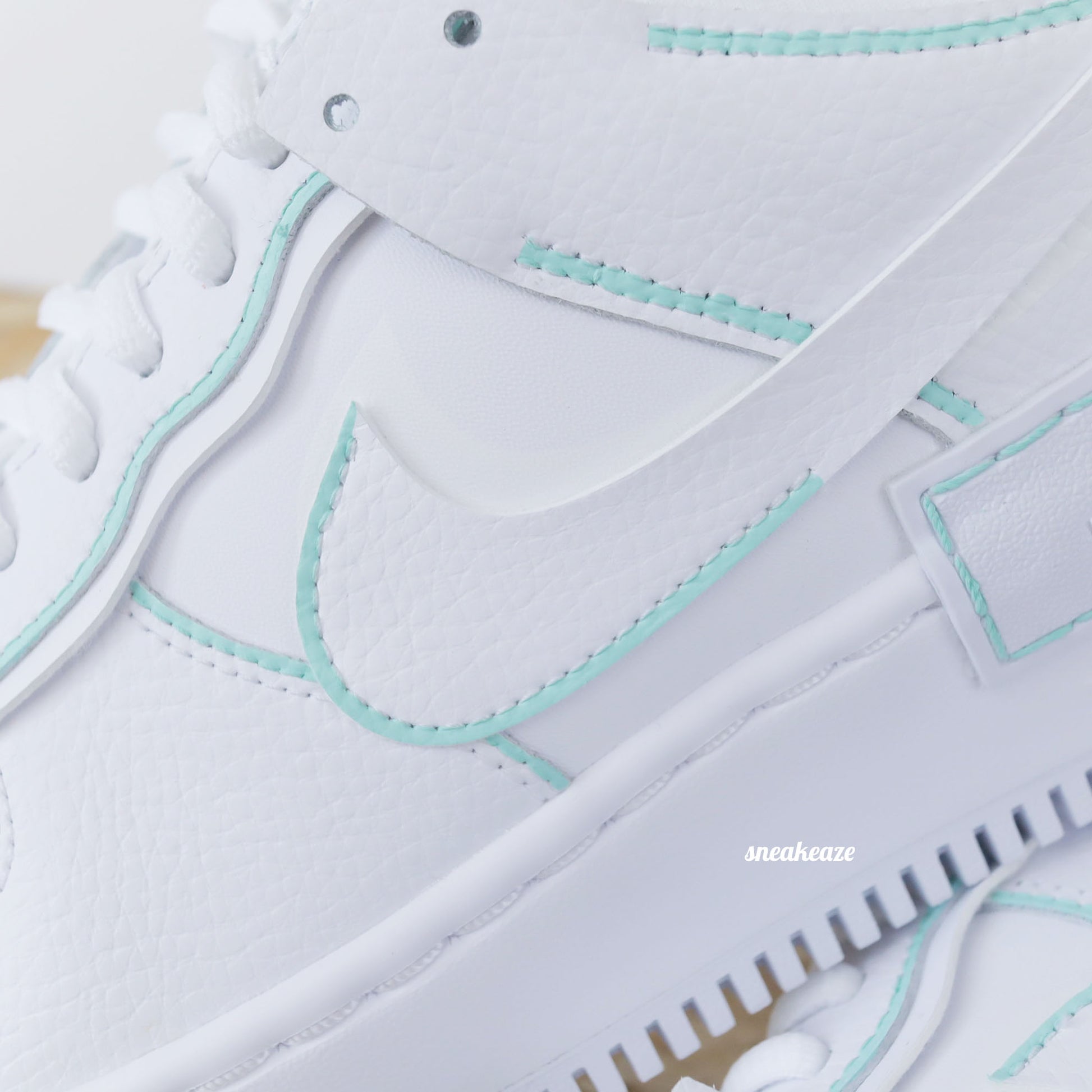  Nike Air Force 1 Custom outline - Air Force One pour femme sneakers custom Baskets personnalisées air force pastel
